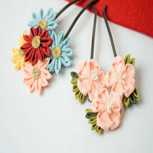 画像をギャラリービューアに読み込む, 髪飾り つまみ細工 花 桜 菊 簪 つまみ くろちく 普段使い 京都 着物 結婚式 髪飾り かんざし 簪 かわいい 花 ピンク 高級 和装用 着物 美容院 シンプル おしゃれ プレゼント 贈り物 ギフト 着物 和服 和装 ヘアアクセサリー 振袖 フォーマル カジュアル