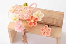 画像をギャラリービューアに読み込む, つまみ細工 簪 セット 縮緬 絞り ピンク 白 つまみ簪 京都 和装小物 大原商店 花しおり かんざし 袴 振袖 十三参り 卒業式 成人式 ママ振り 髪飾り 着物 結婚式 和装 髪 和服 浴衣 髪飾り かんざし 簪 高級 和装用 着物 訪問着 小紋 フォーマル ヘアアクセサリー