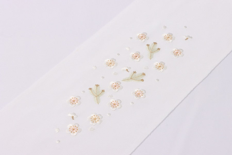 梅 桜 松 刺繍 正絹半衿 白 衿秀 刺繍入り 振袖 半襟 半衿
