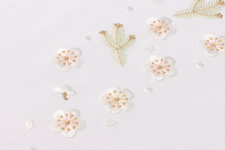 梅 桜 松 刺繍 正絹半衿 白 衿秀 刺繍入り 振袖 半襟 半衿