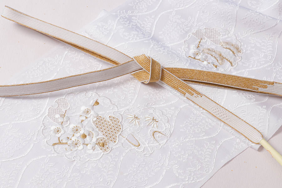 帯揚げ 留袖 白 黒留袖 結婚式 フォーマル 正絹 結婚式用 留袖用 衿秀
