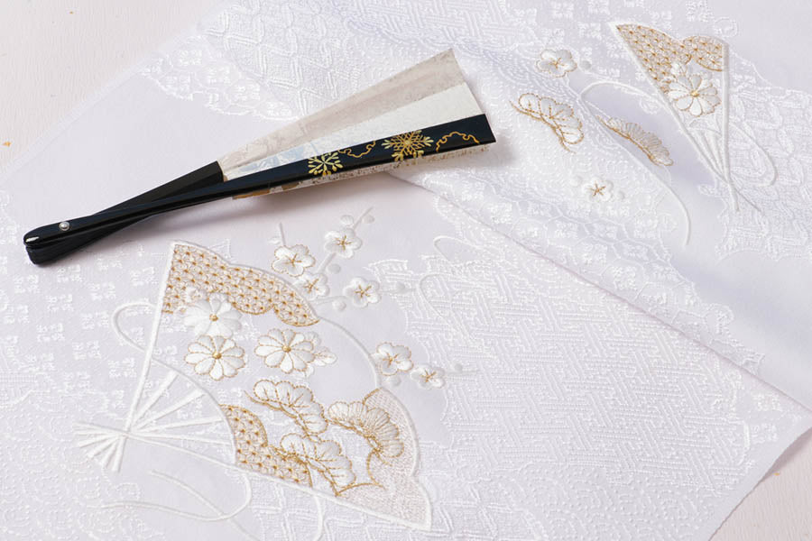 安い 帯揚げ 留袖 白 黒留袖 結婚式 フォーマル 正絹 結婚式用 留袖用 衿秀